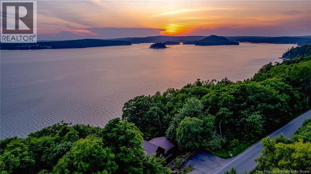 176 Hills Point Road, Oak Bay, New Brunswick