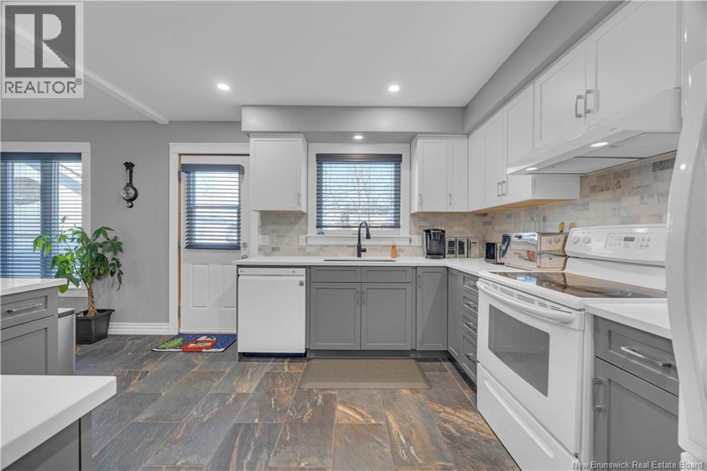 17 Autumnwood Avenue, Quispamsis, New Brunswick E2E 1V6 - Photo 12 - NB131178