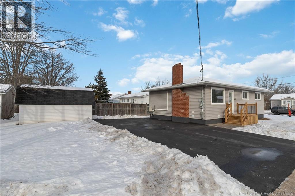 107 Hastings Street, Moncton, New Brunswick E1C 4A5 - Photo 4 - NB131262