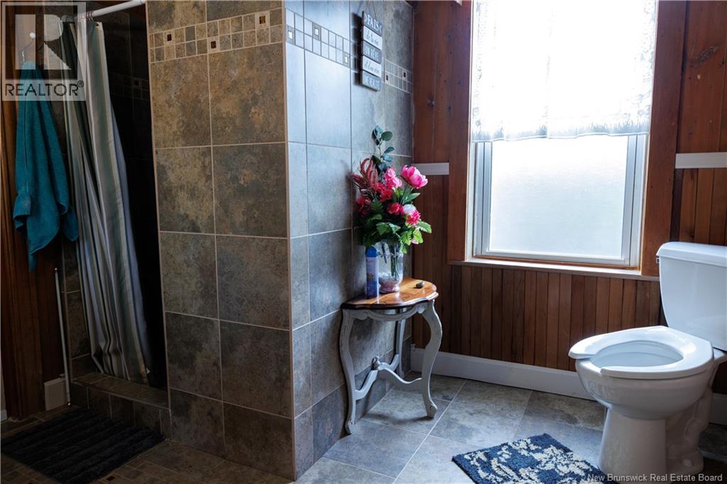 539 Boulevard St Pierre O, Caraquet, New Brunswick E1W 1A3 - Photo 17 - NB131266
