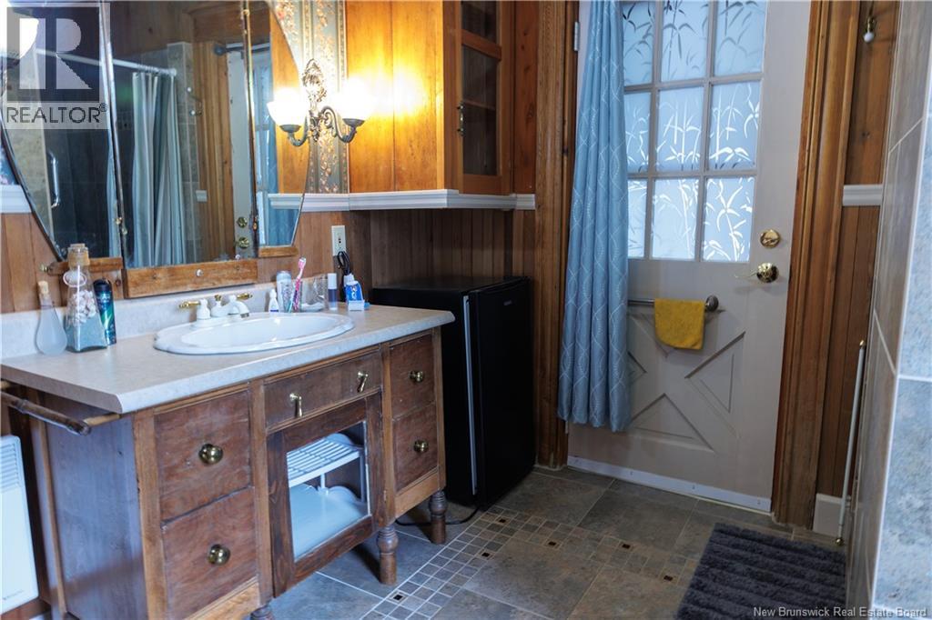 539 Boulevard St Pierre O, Caraquet, New Brunswick E1W 1A3 - Photo 18 - NB131266