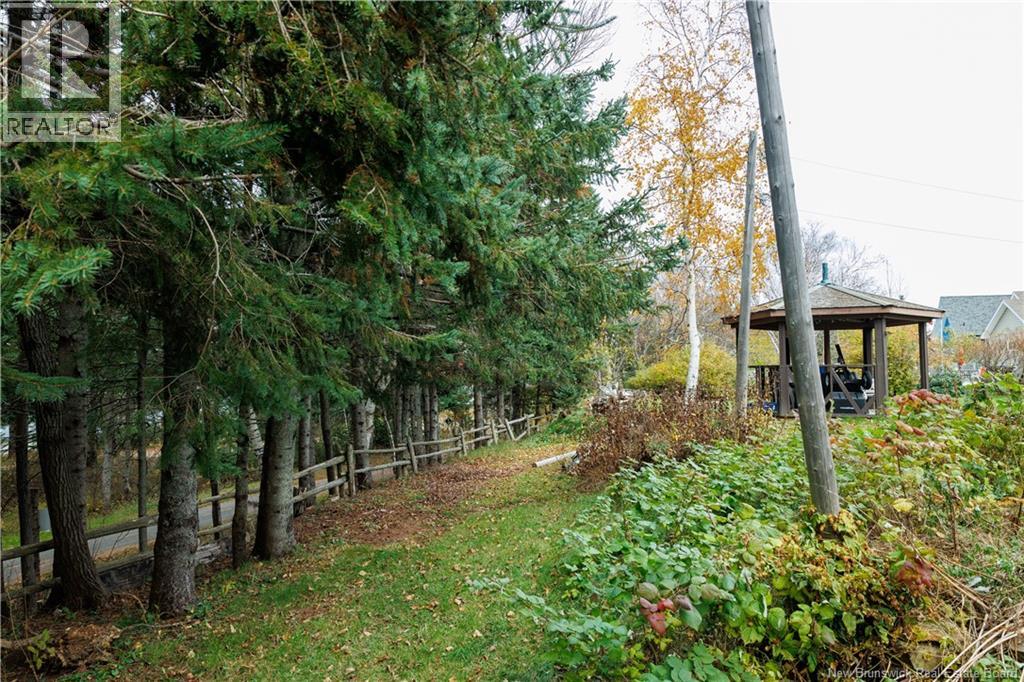 539 Boulevard St Pierre O, Caraquet, New Brunswick E1W 1A3 - Photo 28 - NB131266