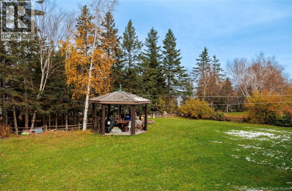 539 Boulevard St Pierre O, Caraquet, New Brunswick E1W 1A3 - Photo 30 - NB131266