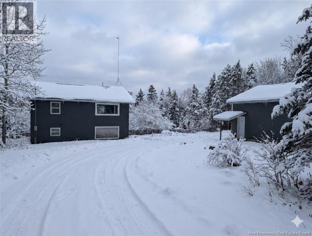 25 W Wilson Road, Parkindale, New Brunswick  E4J 1P4 - Photo 2 - NB131282