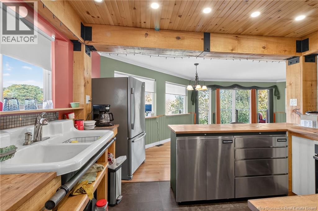 380 Salisbury Road, Moncton, New Brunswick  E1E 1A7 - Photo 17 - NB131251