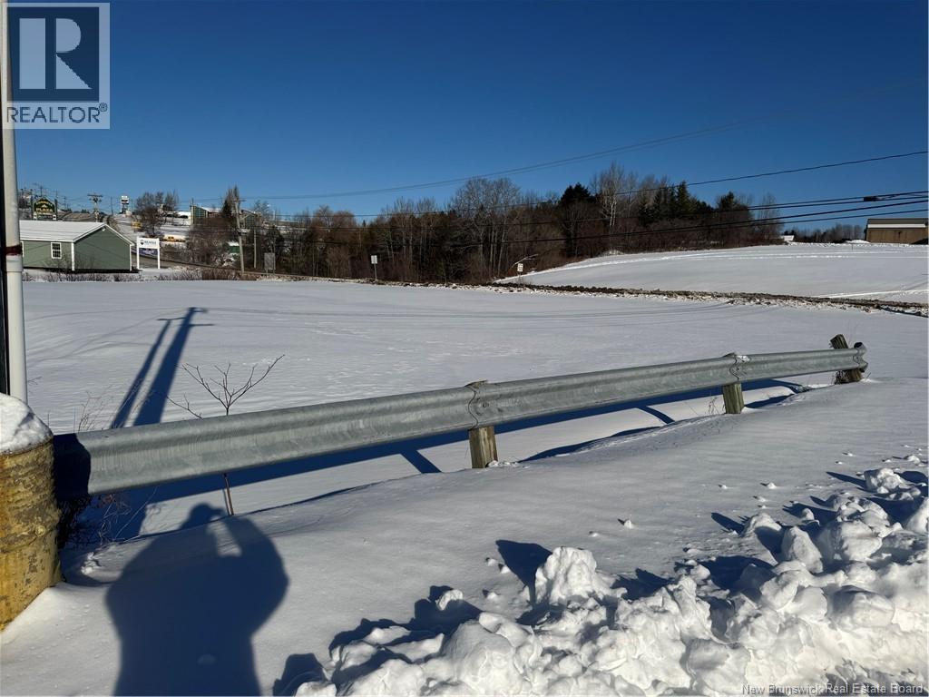 295 Connell Street, Woodstock, New Brunswick E7M 1L3 - Photo 9 - NB131314