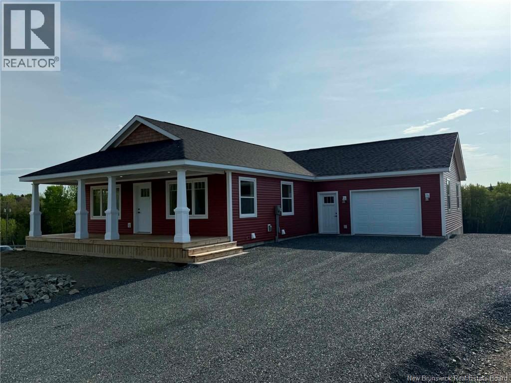 128 Hetherington Court, Woodstock, New Brunswick  E7M 0G9 - Photo 1 - NB131347