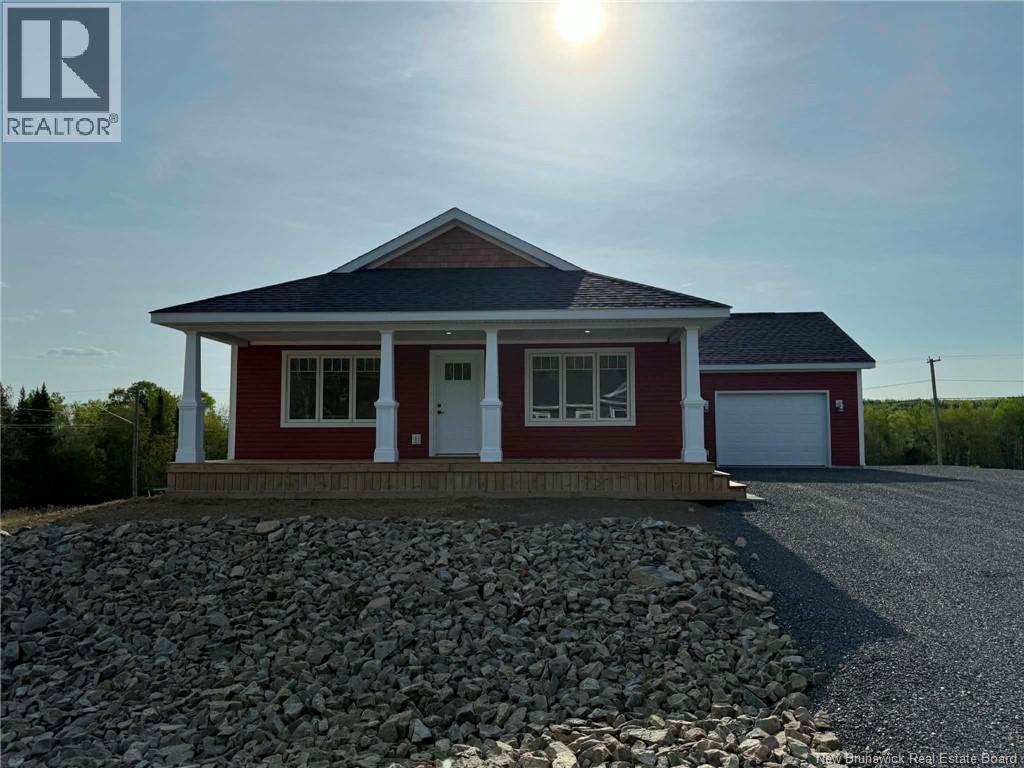 128 Hetherington Court, Woodstock, New Brunswick  E7M 0G9 - Photo 2 - NB131347