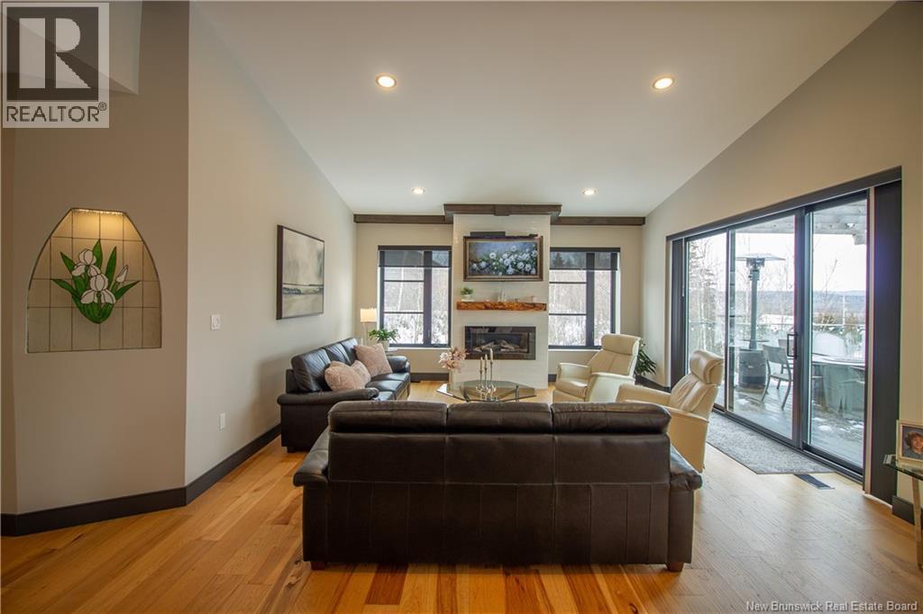 11 Robert Ross Boulevard, Hampton, New Brunswick  E5N 0E2 - Photo 8 - NB131427