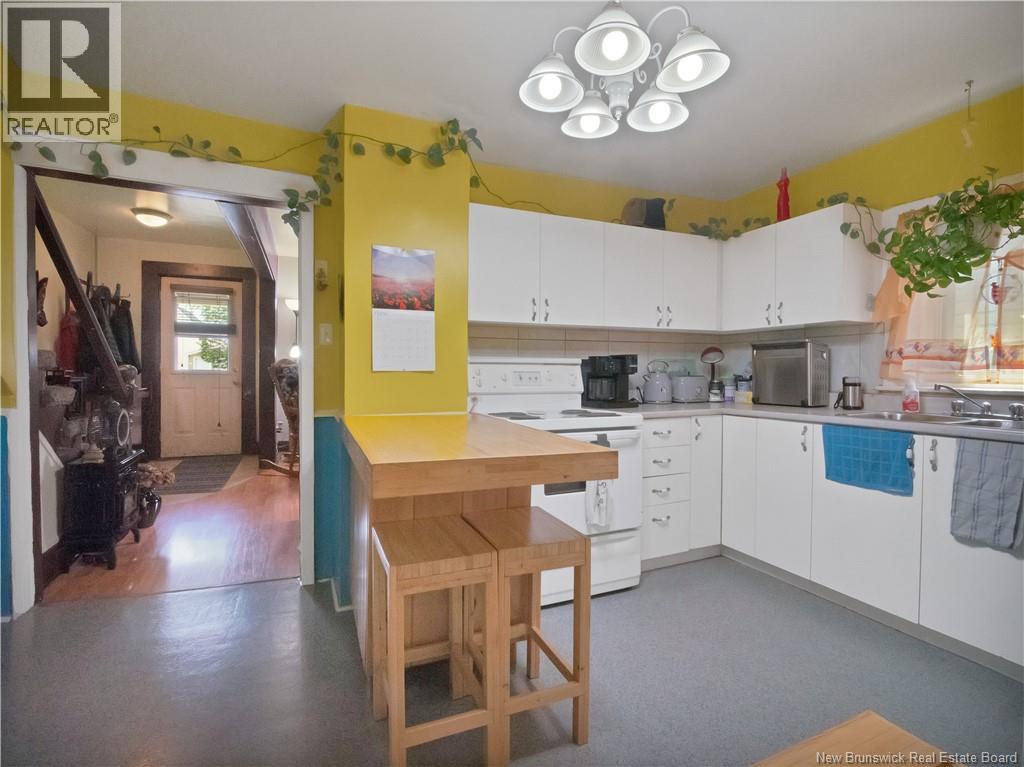 58 Elm Street, Moncton, New Brunswick  E1C 5T6 - Photo 11 - NB131540