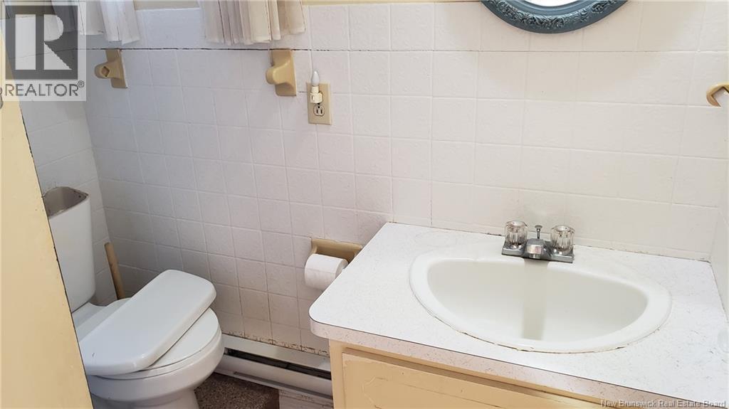 71 Squire Street, Sackville, New Brunswick E4L 4L4 - Photo 14 - NB131669
