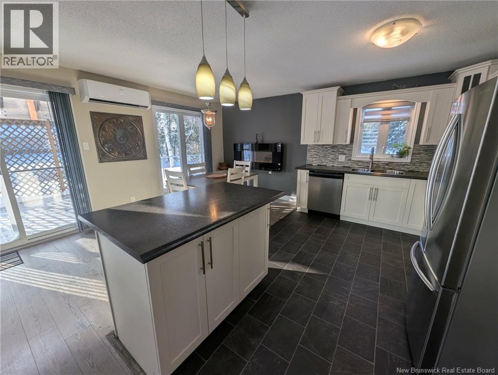 648 Principale, Beresford, New Brunswick  E8K 2B5 - Photo 10 - NB131634