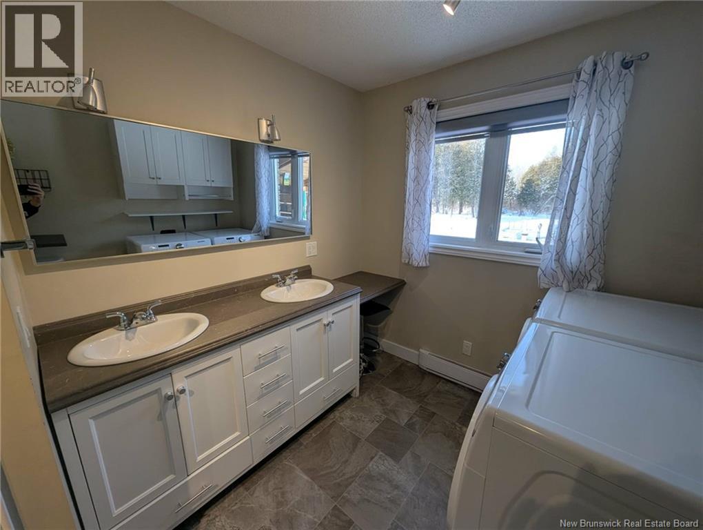648 Principale, Beresford, New Brunswick  E8K 2B5 - Photo 27 - NB131634