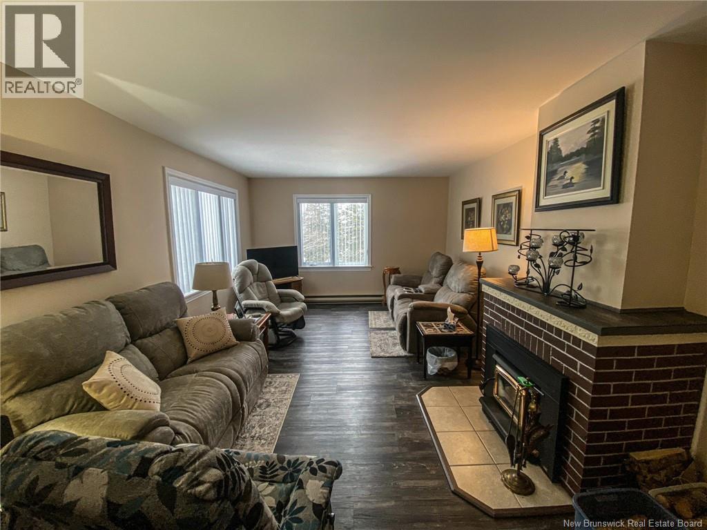 77 Fraser Street, Plaster Rock, New Brunswick  E7G 1R9 - Photo 11 - NB131781