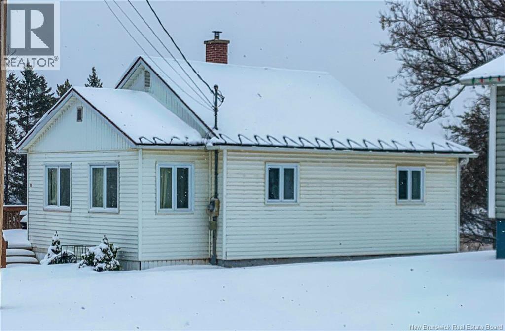 77 Fraser Street, Plaster Rock, New Brunswick  E7G 1R9 - Photo 2 - NB131781