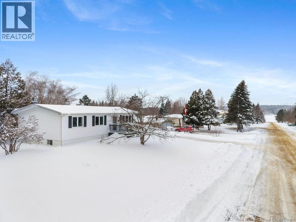 18 Golden Hawk Drive, Miramichi, New Brunswick  E1N 3J3 - Photo 5 - NB131915