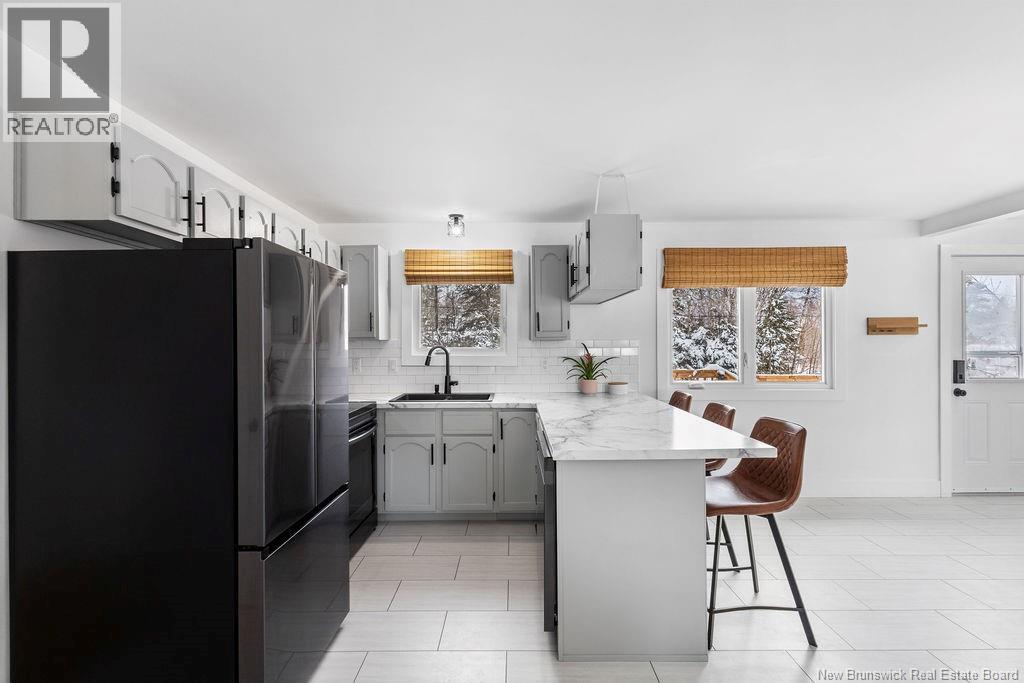 18 Golden Hawk Drive, Miramichi, New Brunswick  E1N 3J3 - Photo 8 - NB131915