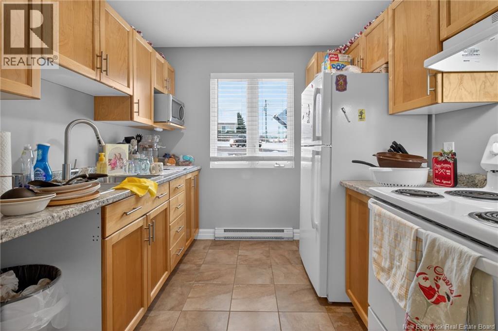 322 Amirault, Dieppe, New Brunswick  E1A 6Y9 - Photo 11 - NB131927