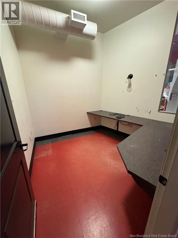855 Dieppe Boulevard Unit# 100, Dieppe, New Brunswick E1A 7R8 - Photo 10 - NB131940