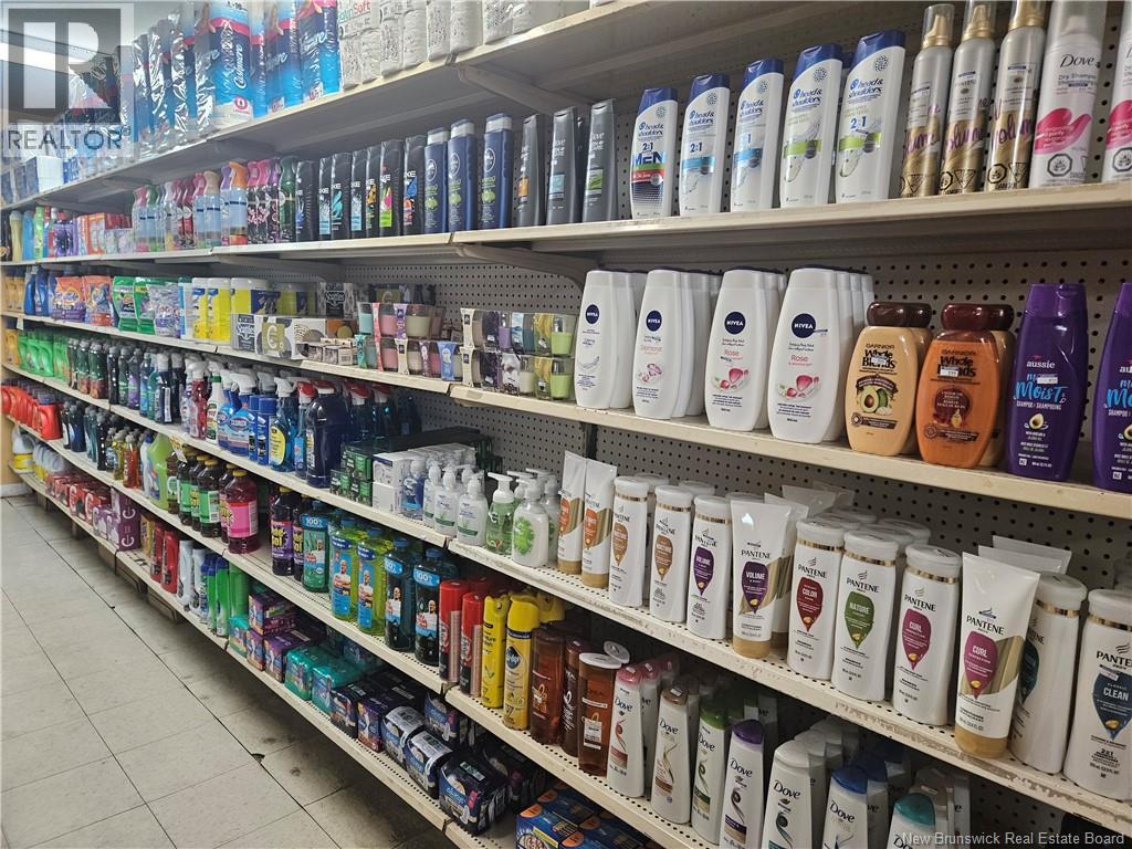 160 Carmarthen Street, Saint John, New Brunswick  E2L 2P3 - Photo 12 - NB132042