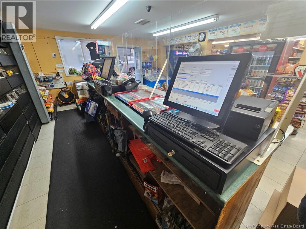 160 Carmarthen Street, Saint John, New Brunswick  E2L 2P3 - Photo 37 - NB132042