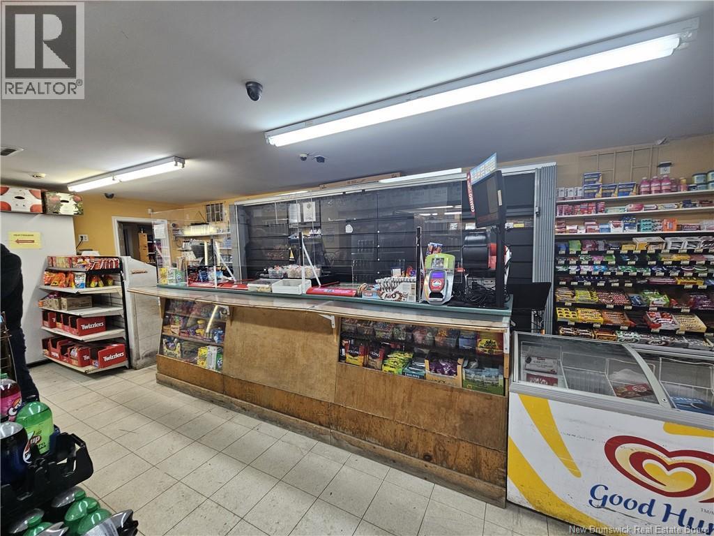 160 Carmarthen Street, Saint John, New Brunswick  E2L 2P3 - Photo 4 - NB132042