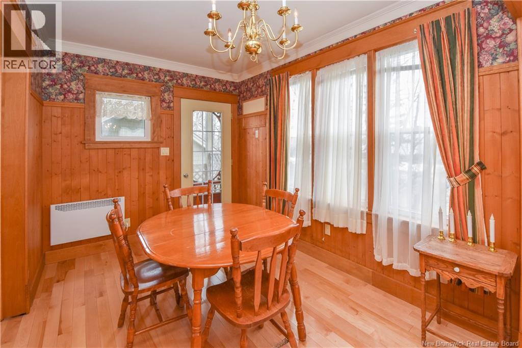 98 Saint-Pierre Ouest Boulevard, Caraquet, New Brunswick  E1W 1B6 - Photo 16 - NB132089