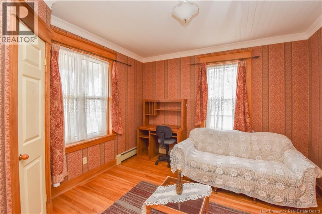 98 Saint-Pierre Ouest Boulevard, Caraquet, New Brunswick  E1W 1B6 - Photo 32 - NB132089