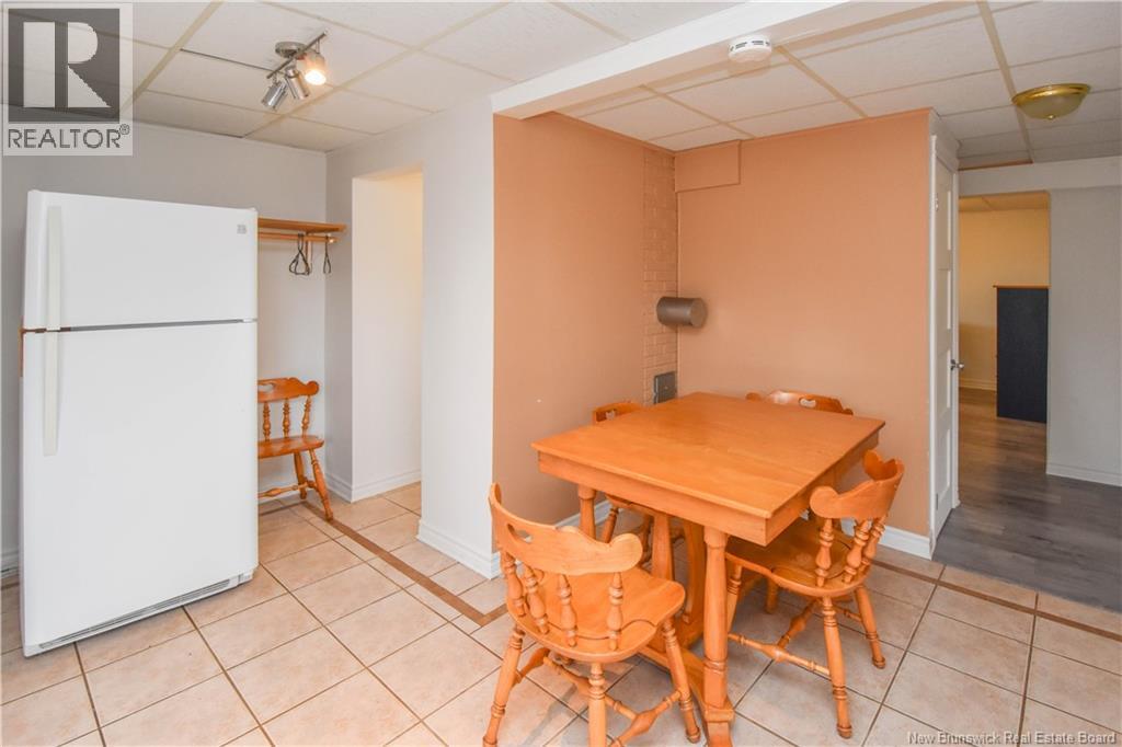 98 Saint-Pierre Ouest Boulevard, Caraquet, New Brunswick  E1W 1B6 - Photo 44 - NB132089