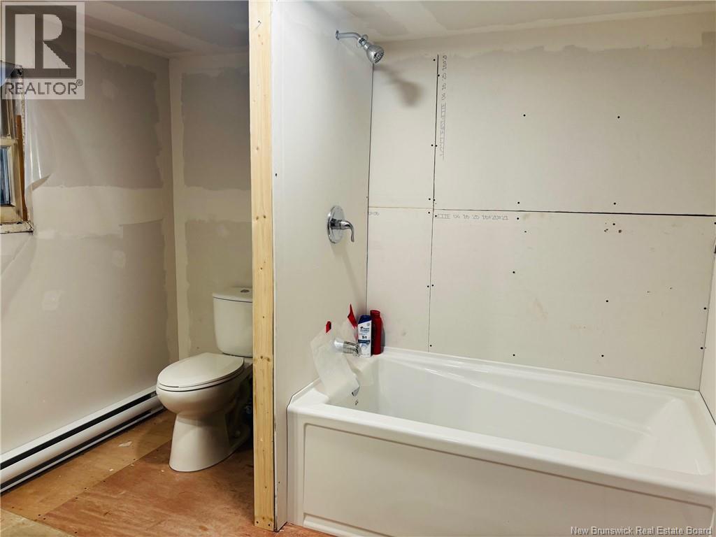 35 Pleasant Avenue, Doaktown, New Brunswick  E9C 1B5 - Photo 23 - NB132084