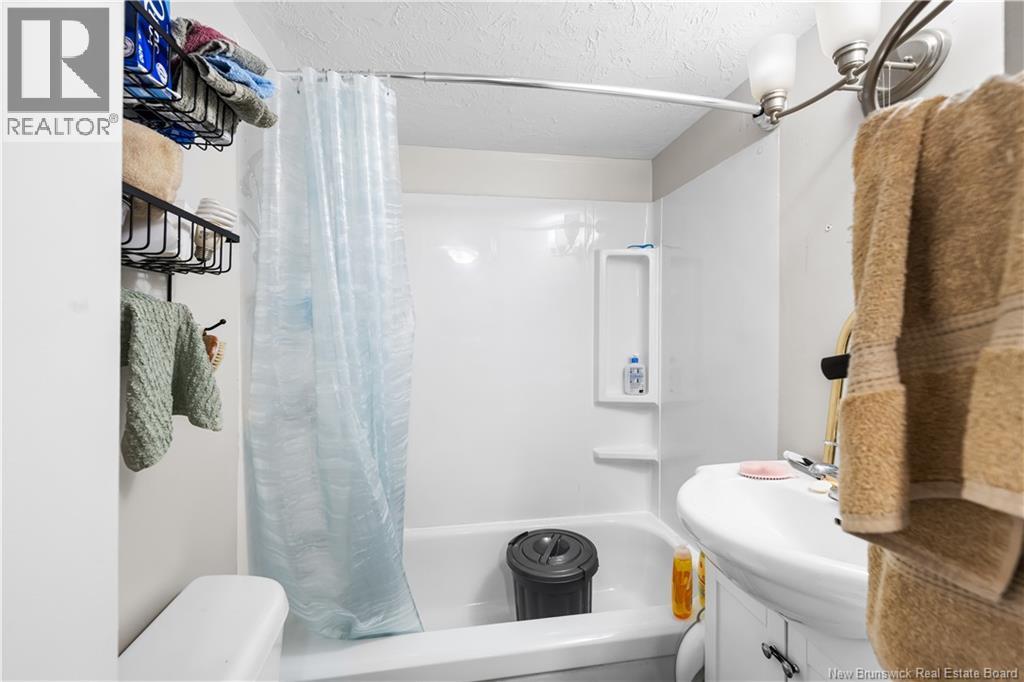 2107-2109 Champlain, Dieppe, New Brunswick  E1A 7J4 - Photo 25 - NB132239