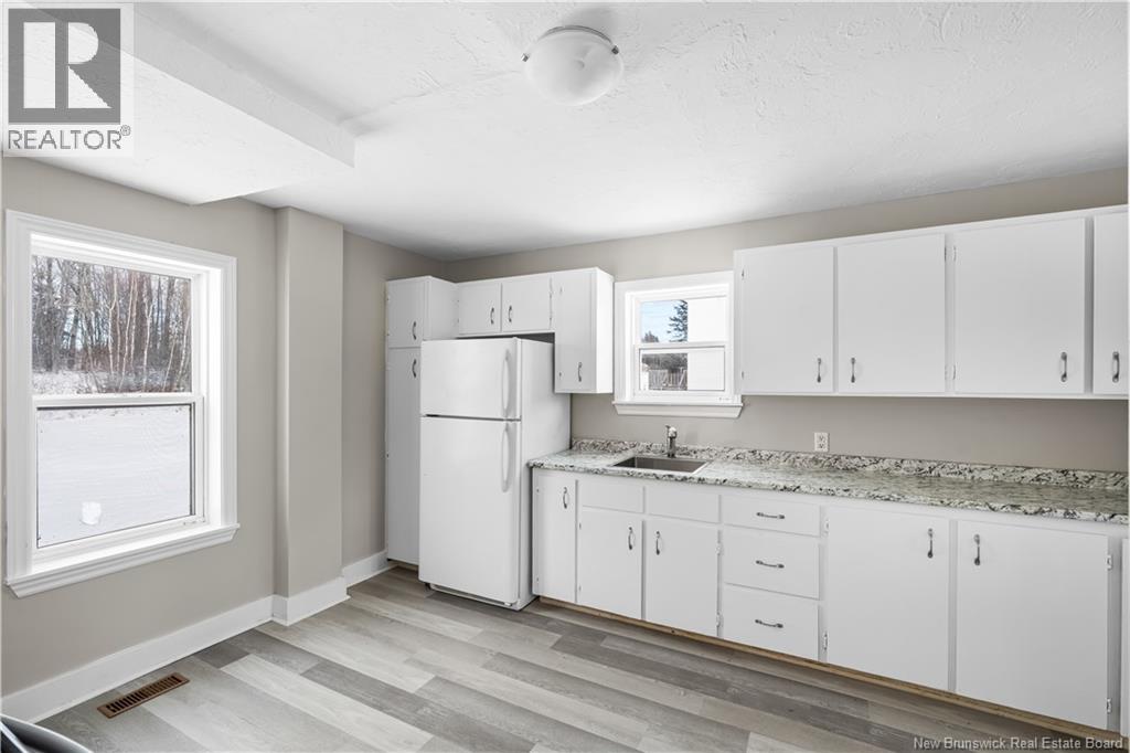 2107-2109 Champlain, Dieppe, New Brunswick  E1A 7J4 - Photo 8 - NB132239
