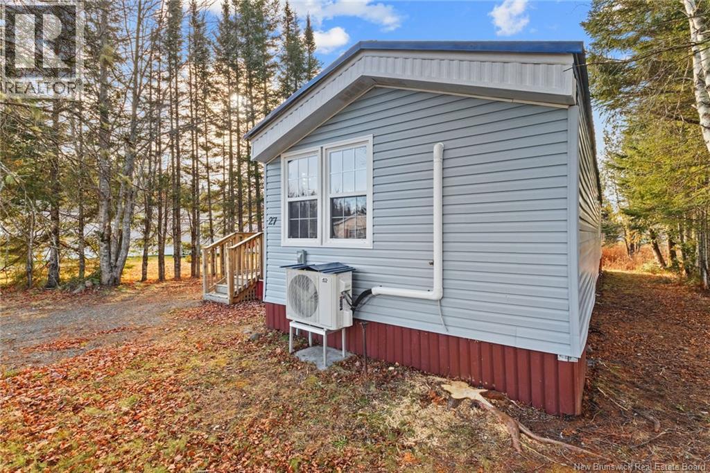 27 Hill Street, Lincoln, New Brunswick  E3B 6W2 - Photo 2 - NB132234