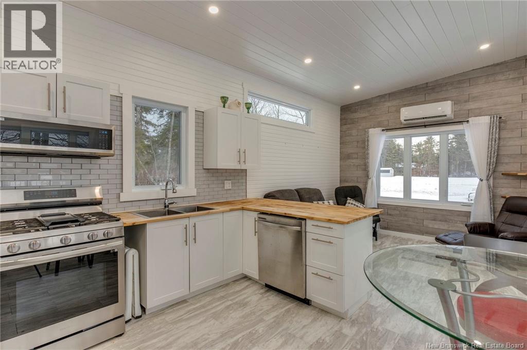 414 Bas De L'allee, Richibucto-Village, New Brunswick  E4W 1A3 - Photo 5 - NB132182