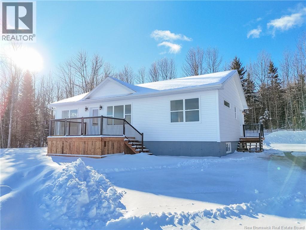 11 Clearview Court, Nackawic, New Brunswick
