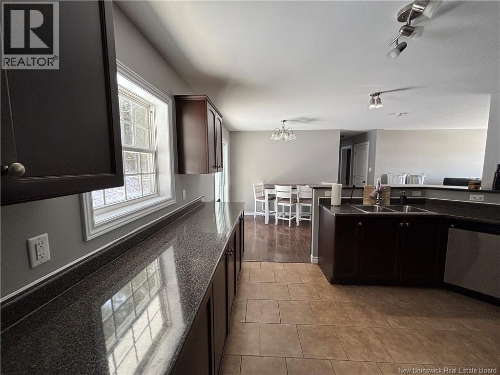 4506 Hwy 102, Upper Kingsclear, New Brunswick  E3E 1N3 - Photo 7 - NB132661