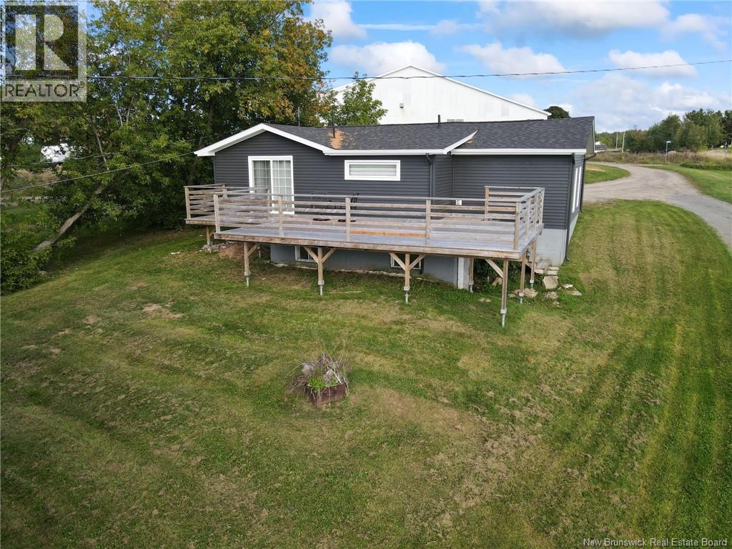 35 Lionel Street, Bouctouche, New Brunswick  E4S 5L7 - Photo 5 - NB132751