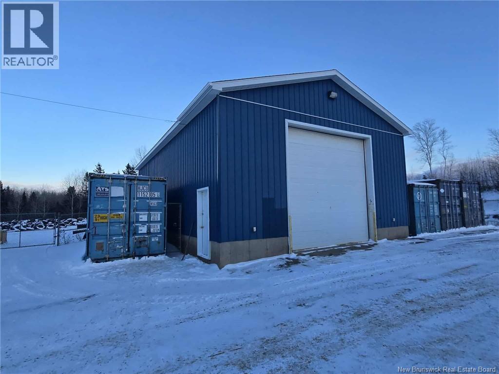 2464 St Peter Avenue, Bathurst, New Brunswick  E2A 7K2 - Photo 18 - NB132801