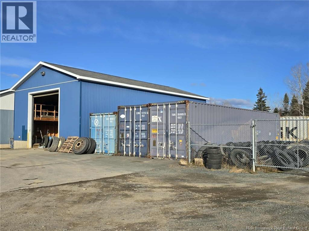 2464 St Peter Avenue, Bathurst, New Brunswick  E2A 7K2 - Photo 20 - NB132801