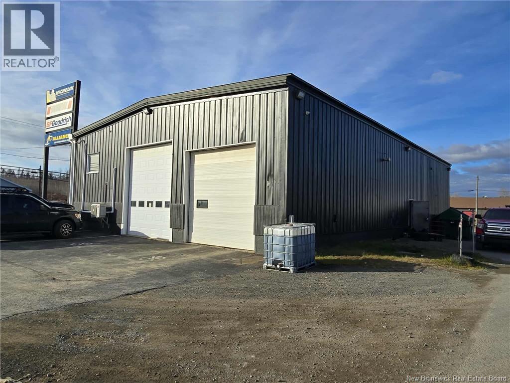 2464 St Peter Avenue, Bathurst, New Brunswick  E2A 7K2 - Photo 22 - NB132801