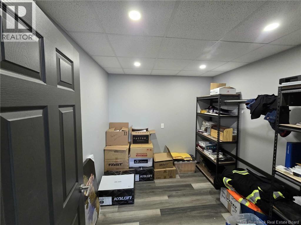 2470 St Peter Avenue, Bathurst, New Brunswick  E8K 1A1 - Photo 13 - NB132796