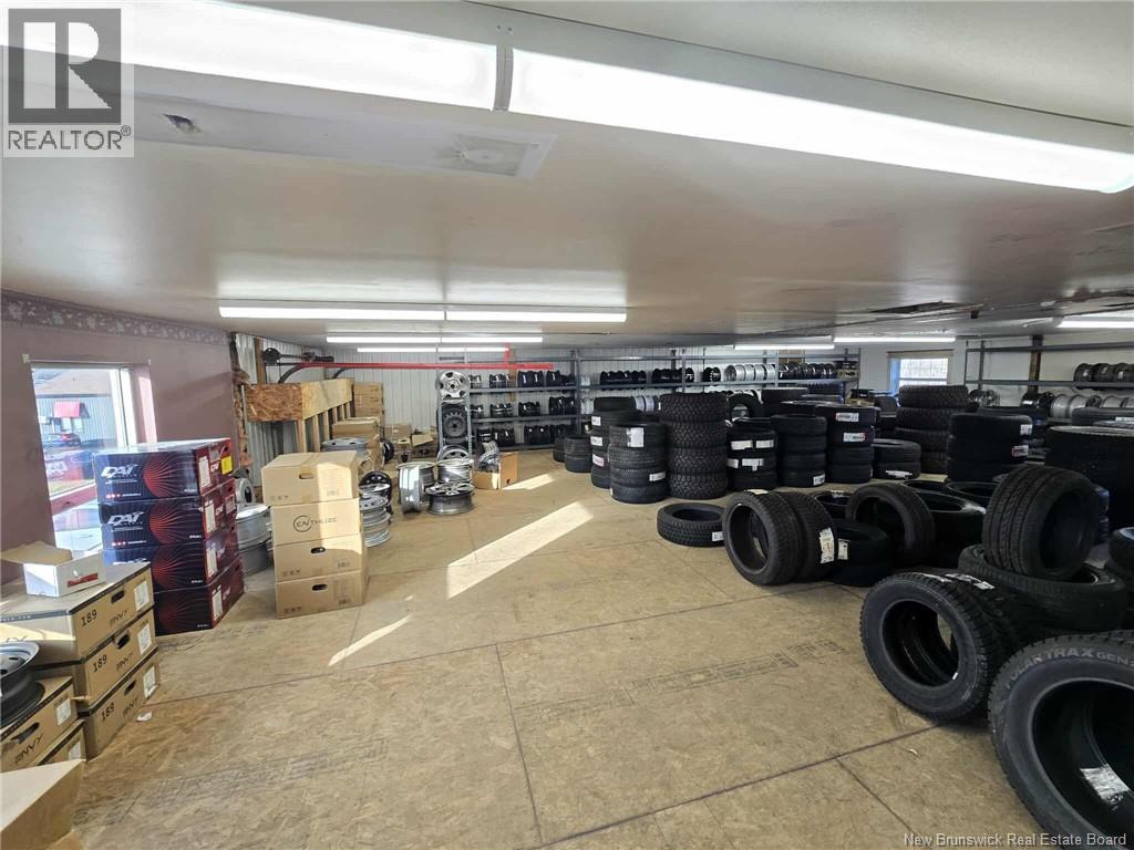 2470 St Peter Avenue, Bathurst, New Brunswick  E8K 1A1 - Photo 6 - NB132796