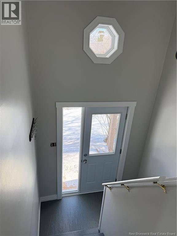 360 Evangeline, Bathurst, New Brunswick  E2A 2R1 - Photo 7 - NB132835