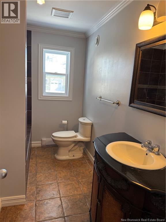 360 Evangeline, Bathurst, New Brunswick  E2A 2R1 - Photo 9 - NB132835