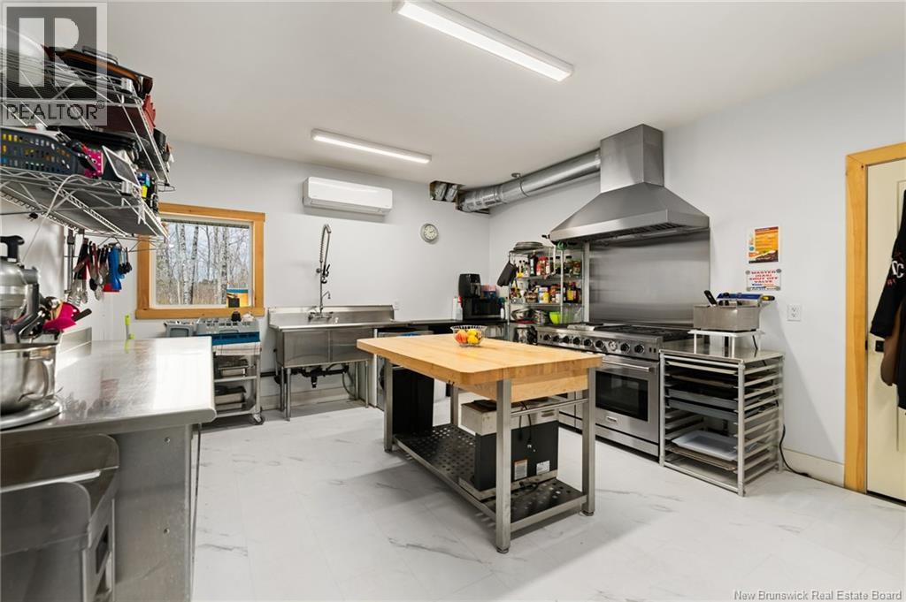 3673 Route 134, Shediac Bridge, New Brunswick E4R 1R9 - Photo 25 - NB132777