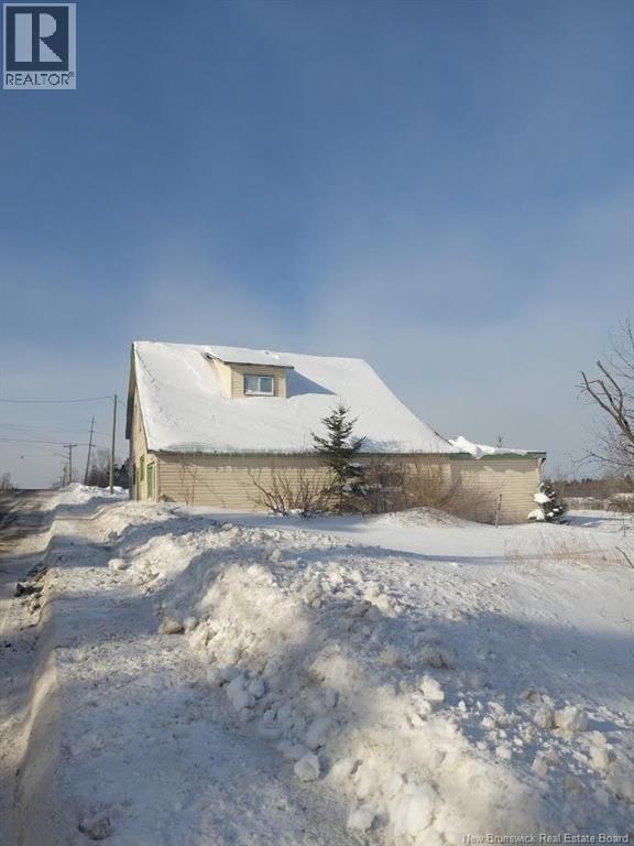 4390 Main Street, Belledune, New Brunswick  E8G 2P6 - Photo 5 - NB132874