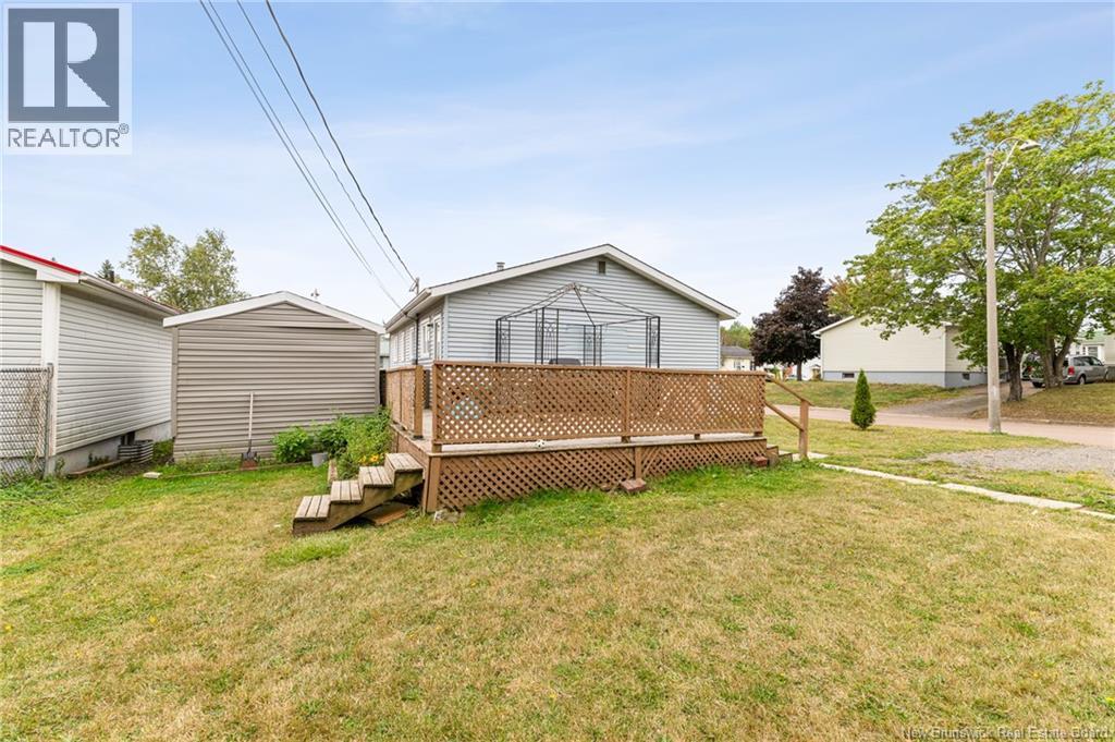 5 Wildwood, Moncton, New Brunswick  E1E 2M4 - Photo 30 - NB132965
