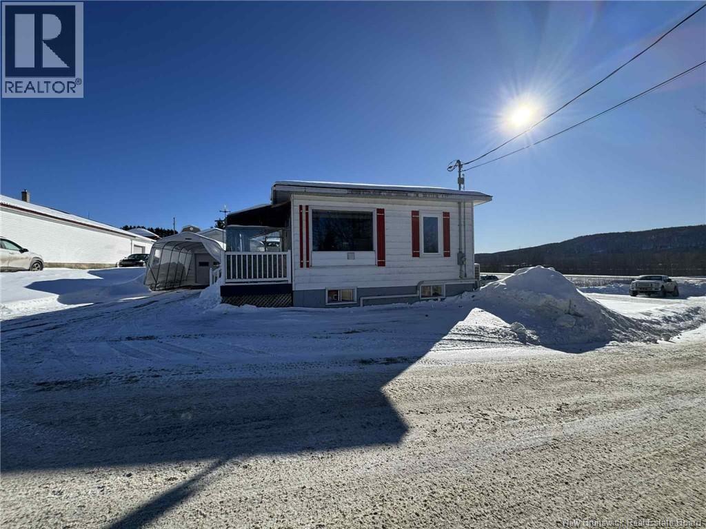 2 Rue Philippe, Sainte-Anne-De-Madawaska, New Brunswick