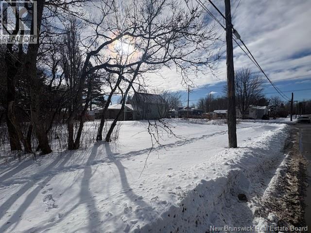 38 Douglas Avenue, Moncton, New Brunswick  E1E 2E6 - Photo 3 - NB132876