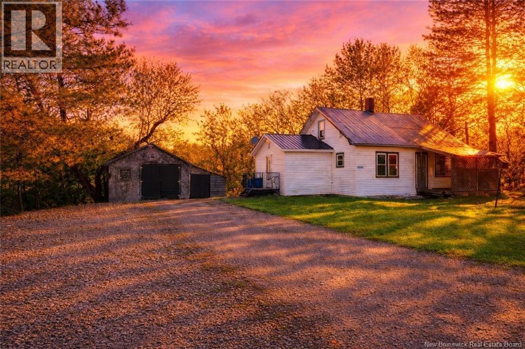 10001 105 Route, Beechwood, New Brunswick